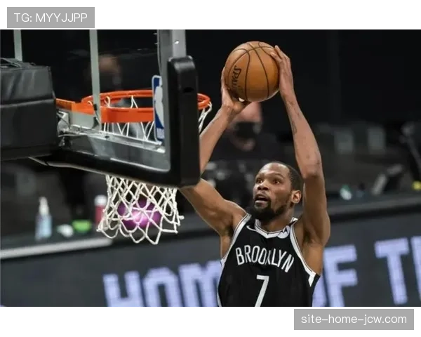 杜兰特罚球失误引发关注，赛后承诺将全力以赴改善表现